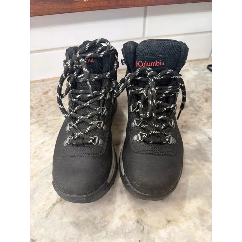 Columbia Black Leather Hiking Boots Size 6